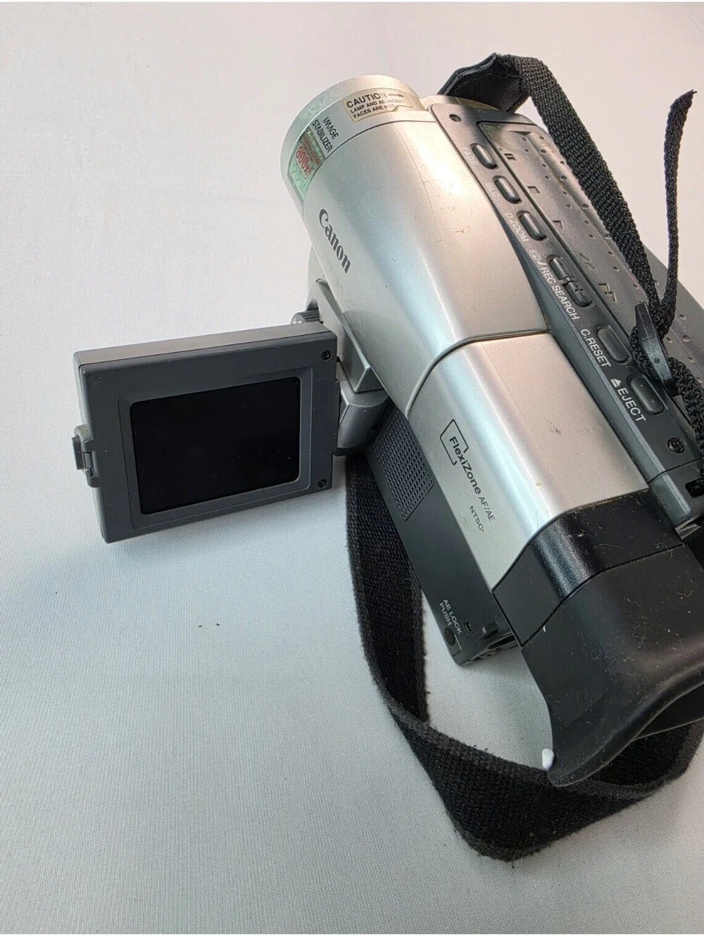 Canon ES8400V Hi8 8mm Video Camcorder 22x Zoom Lot With Cords Battery Box